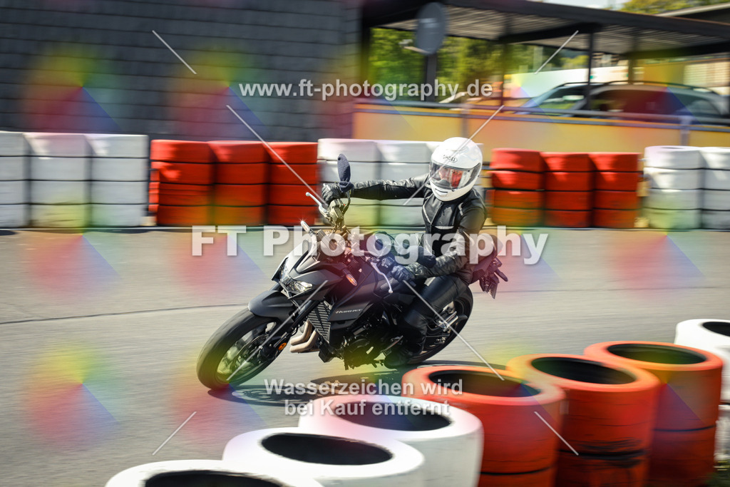 OBK_Mai_Martina_Markus-11121 | Hier findet Ihr Bilder von Touristenfahrten auf der Nürburgring Nordschleife oder von anderen Veranstaltungen die ich besucht habe. Viel Spass beim Durch Schauen 