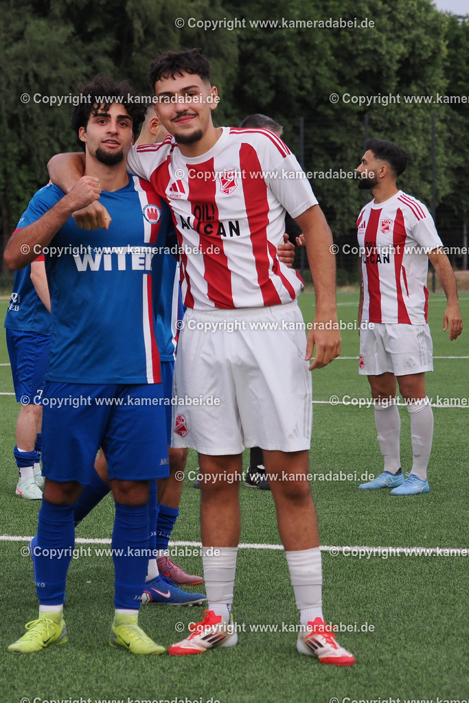 Fußball : LBS - Turnier am 18.07.2026 in Dinslaken | Fußball : LBS - Turnier am 18.07.2026 in Dinslaken ausgerichtet vom RWS Lohberg. Teilnehmende Mannschaften : RWS Lohberg, SV 08/29 Friedrichsfeld,Sus 09 Dinslaken,TV Voerde,STV Hünxe,SGP Oberlohberg,TV Jahn Hiesfeld und Rheinland Hamborn. - Realisiert mit Pictrs.com