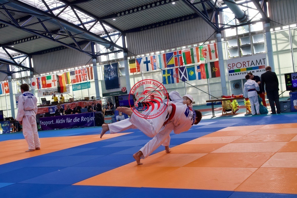 RAS_8327 | Fotos vom Adler Cup - Pictures from Adler Cup

Hier findet Ihr alle Eindrücke und großen Momente der Adler Cup Wochenenden. Here you will find all impressions and great moments of the Adler Cup weekends. - Realisiert mit Pictrs.com