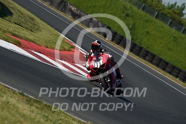 2025_05_12_PBK_14874 | Sportfotografie; SlowMotion; Video; Rennstrecke; Hafeneger; Speer; Racing; RSE; BMW; CBO; Trackday; Motorsportarena; Hockenheimring; Brno; Most; Barcelona; Valencia