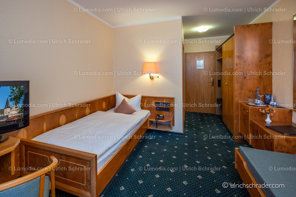 _ulrichschrader.com-243 | Stockfoto und Bilderpool mit Bildmaterial aus Deutschland, dem Harz, Halberstadt, Quedlinburg, Wernigerode und weltweit. Qualitativ hochwertige und professionelle Fotos anschauen und kaufen. - Realisiert mit Pictrs.com