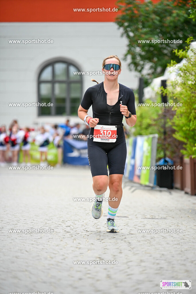 SZI_8157 | Stadttriathlon Erding 2025. #yourpictrs #sportshot_your_pictrs @Sportshotphotography #stadttriathlonerding Copyright: www.sportshot.de
