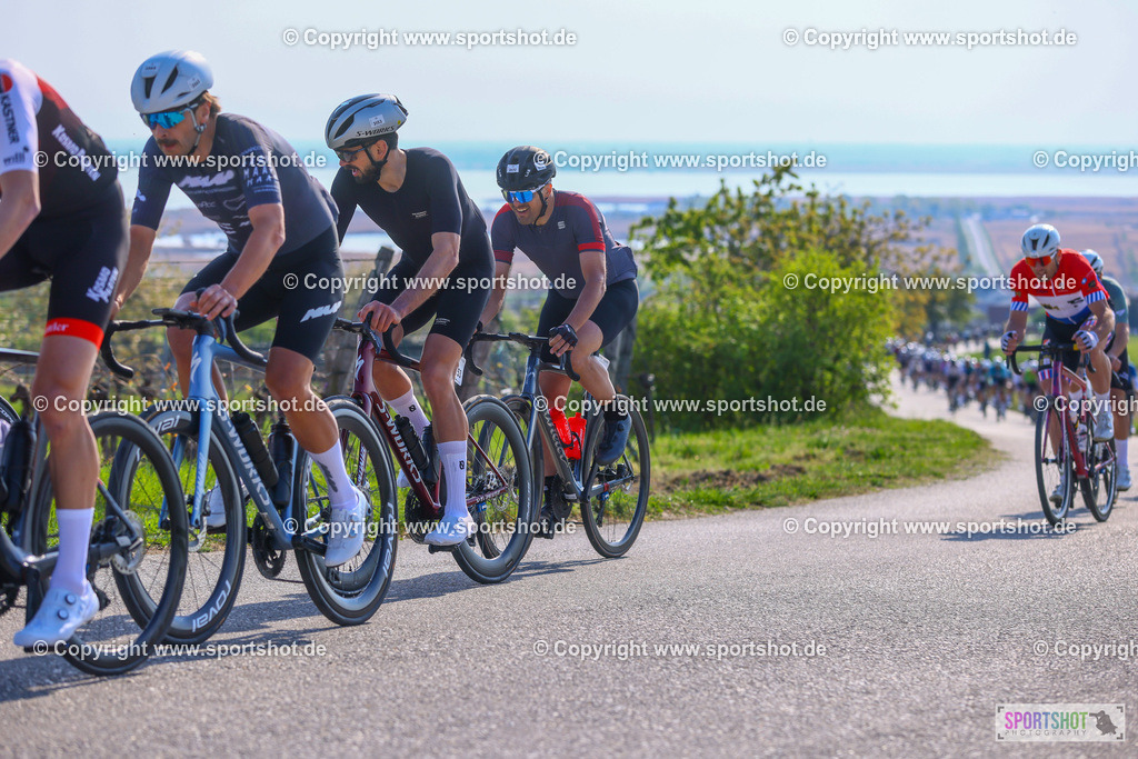 TRA_0405 | Neusiedlersee Radmarathon 2026@sportshot_your_pictrs #yourpictures#roadtowm2029 #nrm #neusiedlerseeradmarathon #neusiedlersee #neusiedlerseetourismus #burgenland #mörbisch #nrm26 #burgenlandtourismus #voglundco #poweredbyburgenlandtourismus #radsport #rad #marathon #ucigranfondo #visitburgenland #ucigranfondoworldseries