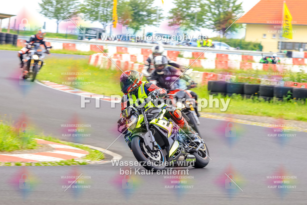 VBK-7774 | Hier findet Ihr Bilder von Touristenfahrten auf der Nürburgring Nordschleife oder von anderen Veranstaltungen die ich besucht habe. Viel Spass beim Durch Schauen 