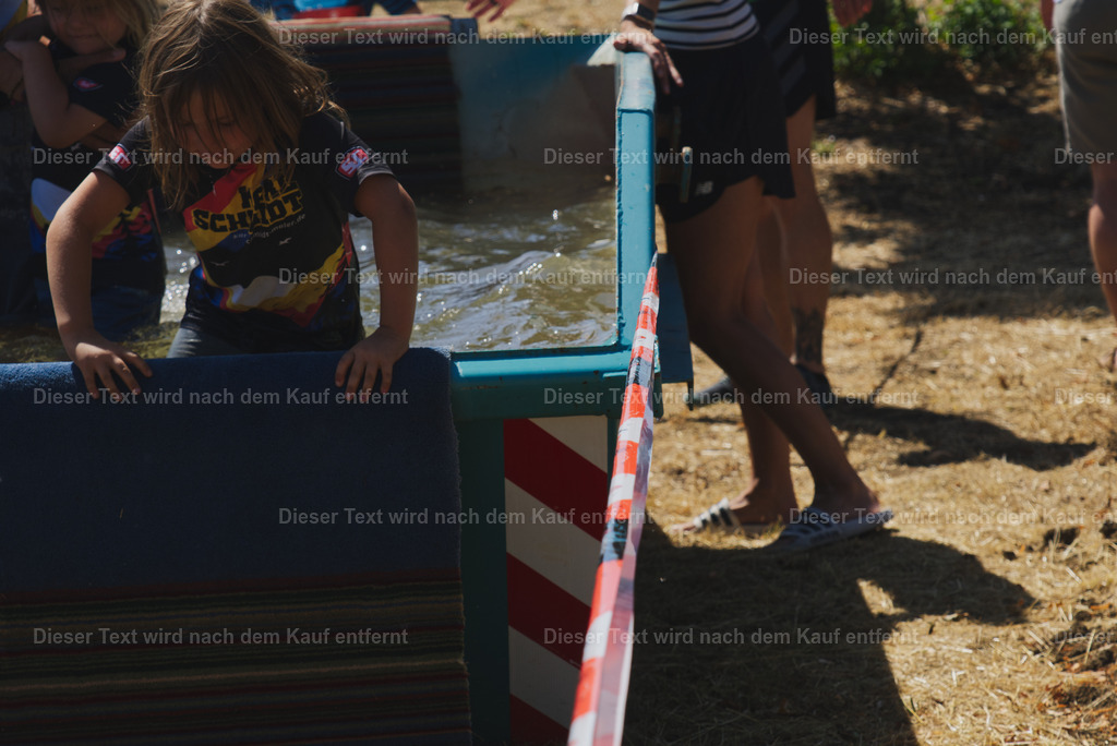 taubertal_trail_k_2026_07_11-17 | Shop für Fotos von Sportevents z.B. Obstacle Course Racing, OCR, Triathlon, Trail Run und MTB - Realisiert mit Pictrs.com