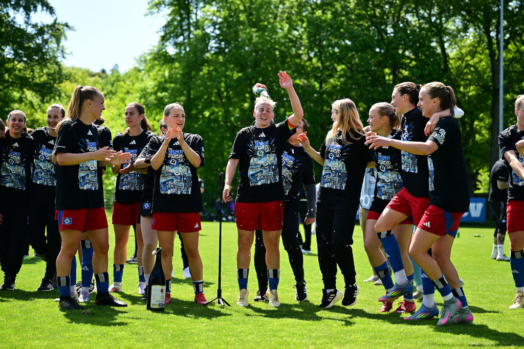 Fußball I Frauen I Saison 2024-2025 I 2. Bundesliga I 25. Spieltag I Hamburger SV - SC Freiburg II | Der Sportfotograf. - Realisiert mit Pictrs.com
