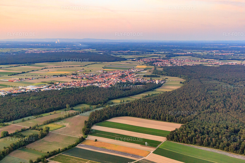 Luftbild: Erlenbachniederung am Bienwald in Kandel im Bundesland Rheinland-Pfalz in Deutschland. Foto: IMG_66494.jpg vom 30.05.2014 durch Werner Riehm/FLY-FOTO.de