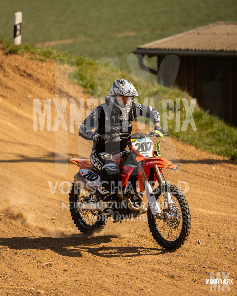 866A3852 | mxndyyvipix