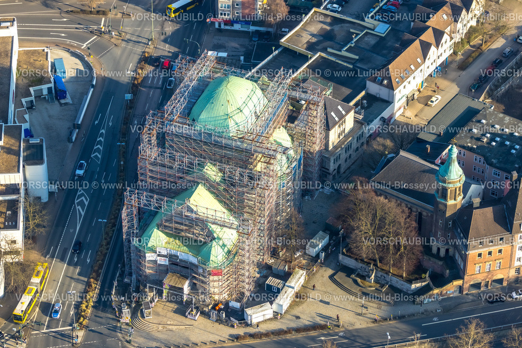 Essen260100944 | Luftbild, Andachtsstätte Alte Synagoge Kulturzentrum zur jüdischen Geschichte, Baustelle Gebäude mit Dachsanierung und Fassadensanierung, Edmund-Körner-Platz, Stadtkern, Essen, Ruhrgebiet, Nordrhein-Westfalen, Deutschland