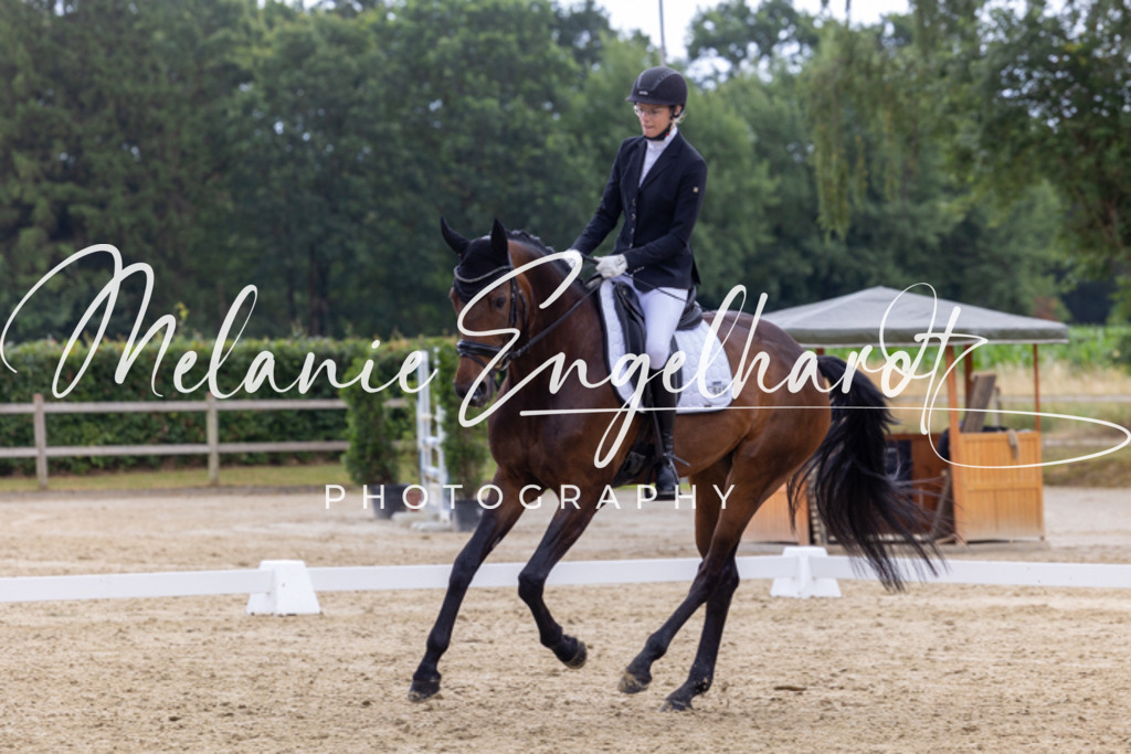 7I8A4918 | melanie-engelhardt-photography - Realisiert mit Pictrs.com