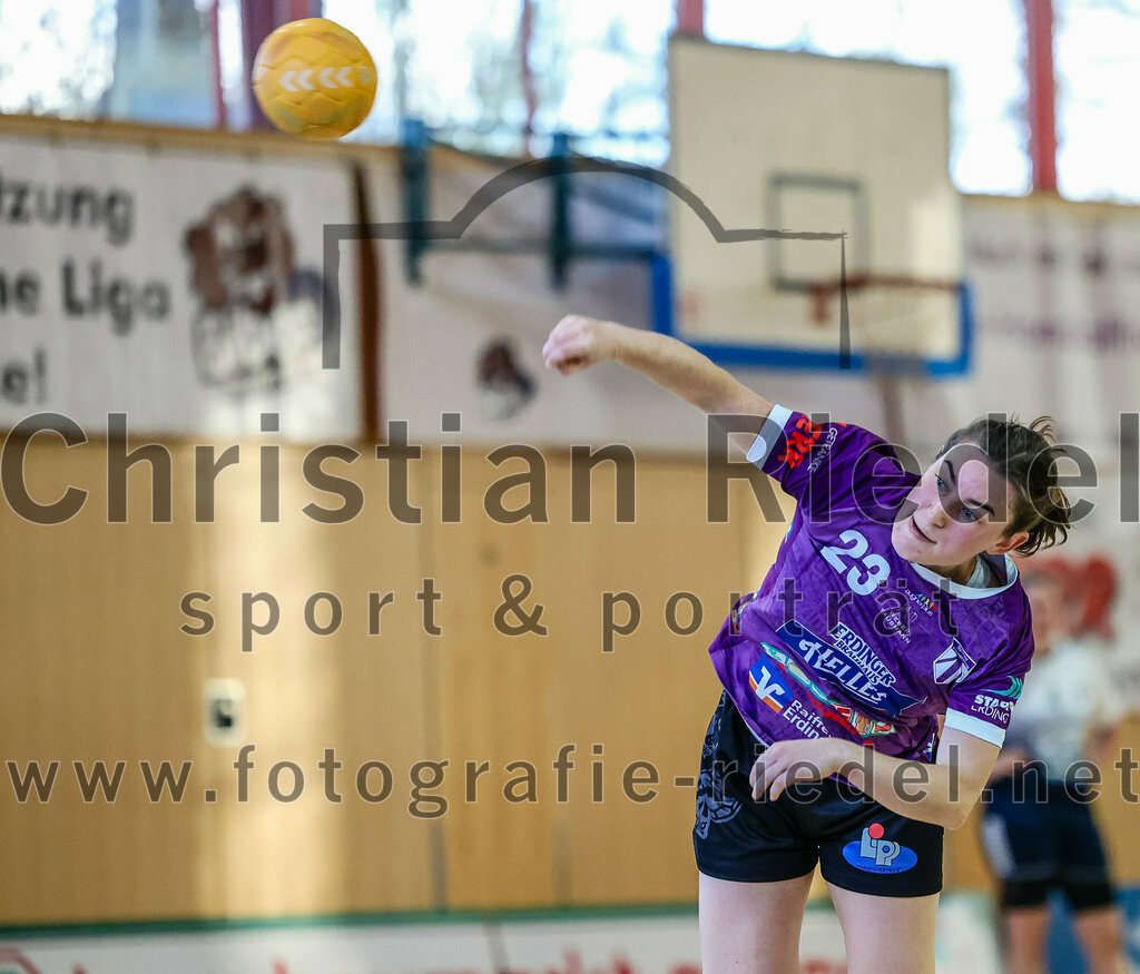 2023-12-16_063_SpVgg_Altenerding_gegen_HC_Donau-Paar_II | Erding, Deutschland, 16.12.2023:
Handball, Bezirksoberliga Frauen Altbayern 2023 / 2024, 10. Spieltag, SpVgg Altenerding gegen HC Donau/Paar II, Endergebnis: 22:22

Foto: Christian Riedel / fotografie-riedel.net