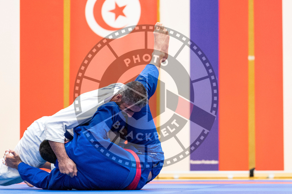 20231118PBB11120 | Fighters compete during the AJP Tour 600 Frankfurt Championship in Frankfurt/Main, Germany, on November 18, 2023.