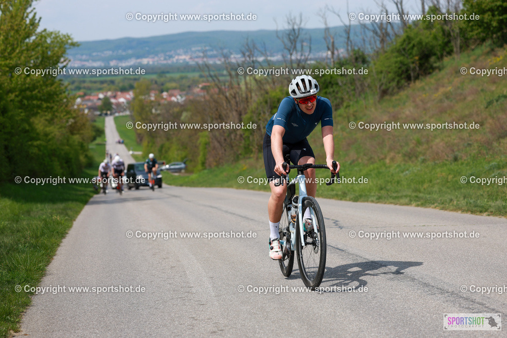 697_AR6_9953 | Neusiedlersee Radmarathon 2026@sportshot_your_pictrs #yourpictures#roadtowm2029 #nrm #neusiedlerseeradmarathon #neusiedlersee #neusiedlerseetourismus #burgenland #mörbisch #nrm26 #burgenlandtourismus #voglundco #poweredbyburgenlandtourismus #radsport #rad #marathon #ucigranfondo #visitburgenland #ucigranfondoworldseries