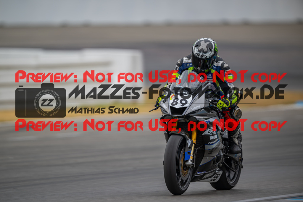 MaZZes-Fotomatrix-20260809-576654 | R1