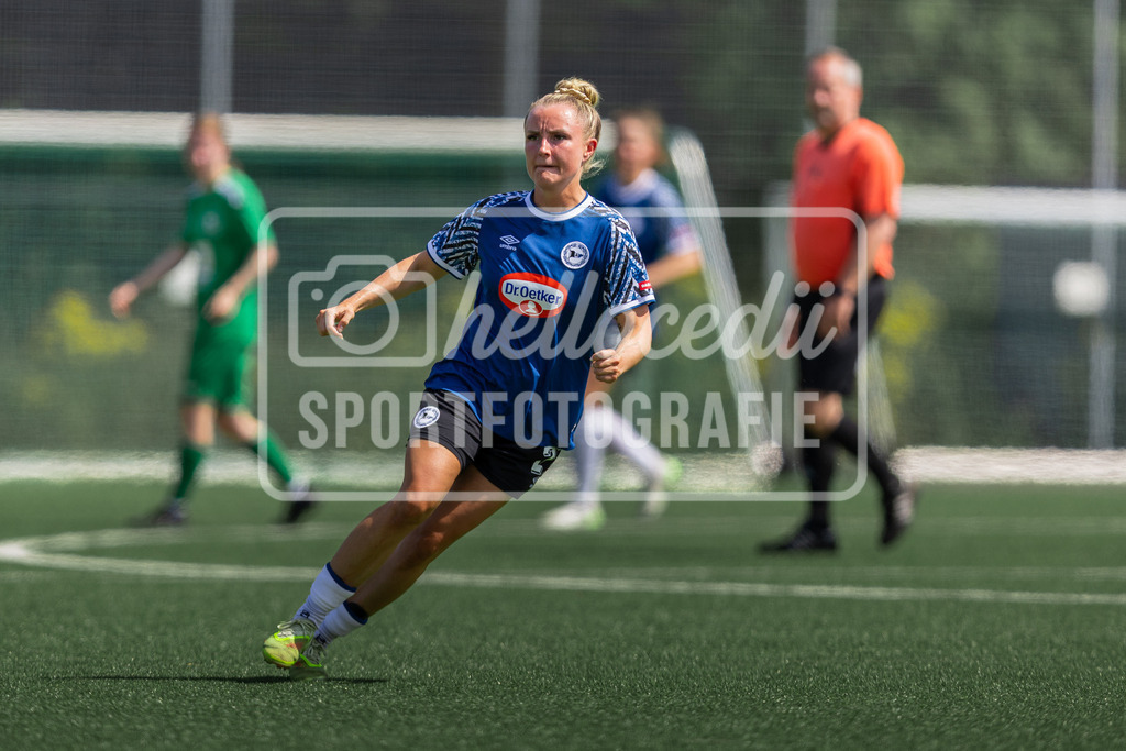 Fußball I Frauen I Freundschaftsspiel I DJK Arminia Ibbenbüren - DSC Arminia Bielefeld I 14891 | Jocelyn Hampel (27, DSC Arminia Bielefeld) - Realisiert mit Pictrs.com