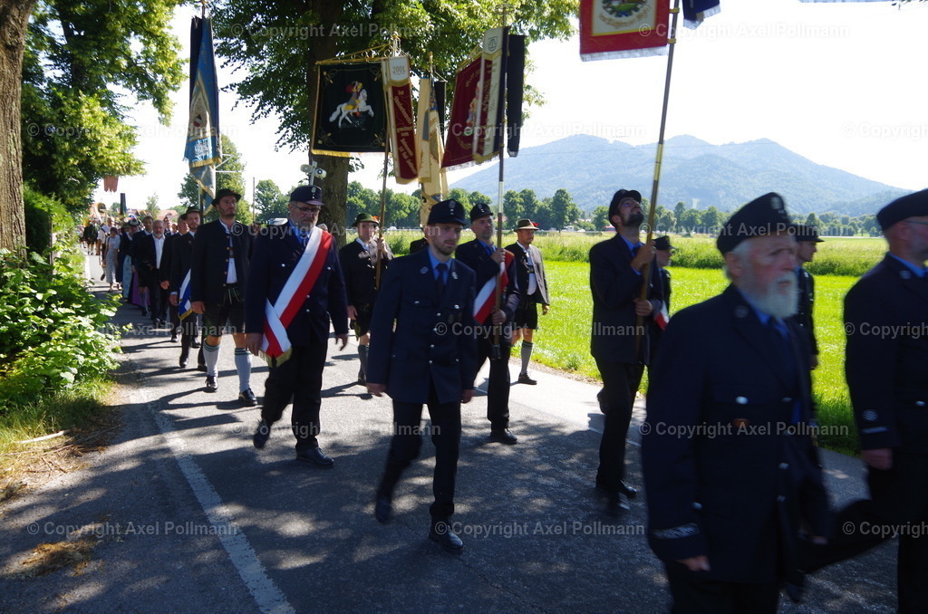 IMGP6013 | fotografiert von Axel PollmannLeonhardi Wallfahrt Benediktbeuern und Murnau, Fronleichnam, Fasching, Landschaft im Loisachtal und Benediktbeuern  - Realisiert mit Pictrs.com