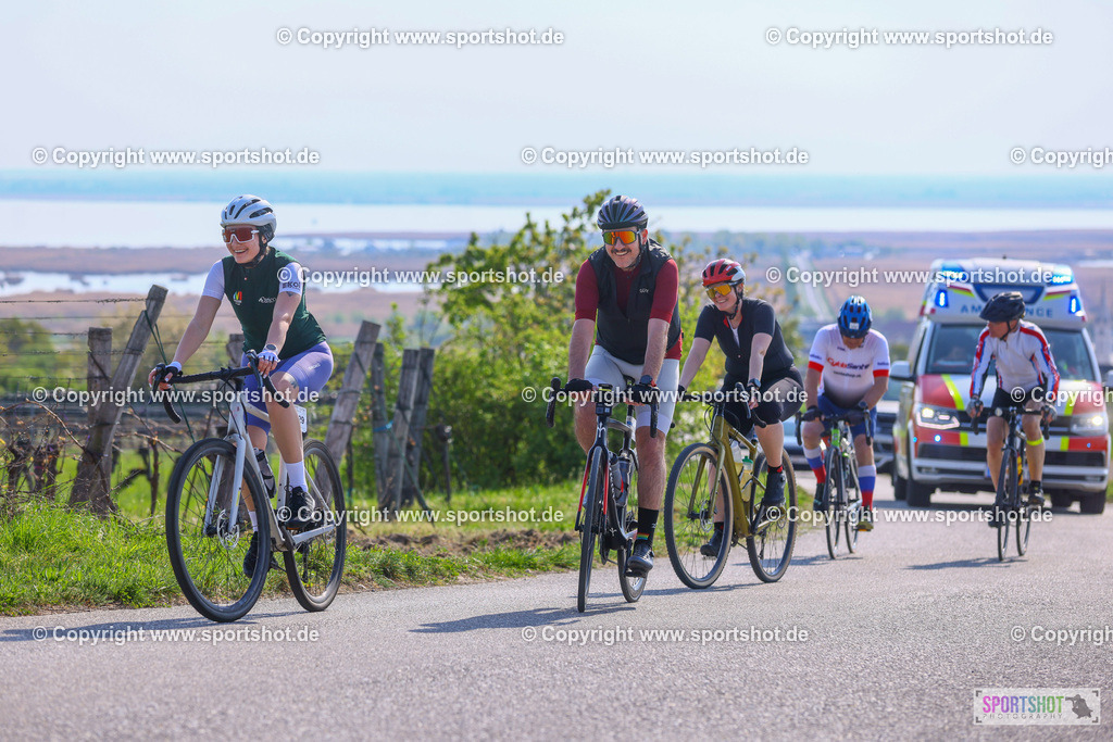 TRA_1143 | Neusiedlersee Radmarathon 2026@sportshot_your_pictrs #yourpictures#roadtowm2029 #nrm #neusiedlerseeradmarathon #neusiedlersee #neusiedlerseetourismus #burgenland #mörbisch #nrm26 #burgenlandtourismus #voglundco #poweredbyburgenlandtourismus #radsport #rad #marathon #ucigranfondo #visitburgenland #ucigranfondoworldseries