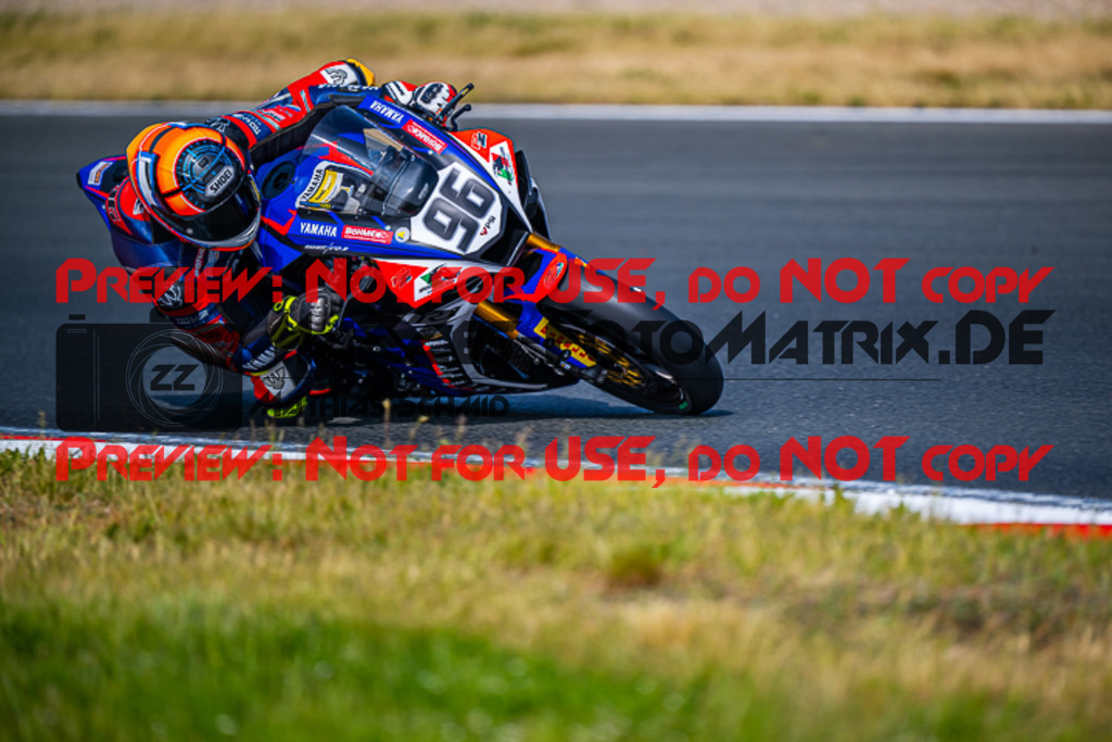 MaZZes_FotoMatrix_220520_2432 | Fotograf Mathias Schmid
Sportfotograf,
Eventfotograf,
Hochzeitsfotograf,
Portraitfotograf