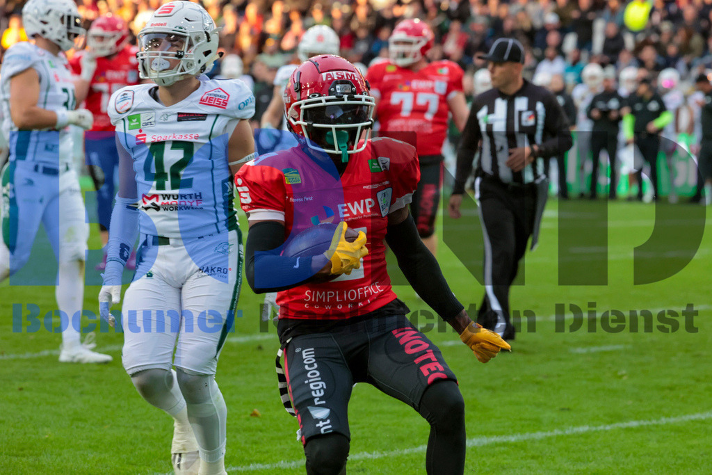  14.10.2023 - 
 | Sebastian Sendlak / Bochumer Nachrichtendienst (BOND) - GFL-Bowl 2023: Schwaebisch Hall Unicorns vs. Potsdam Royals - Realisiert mit Pictrs.com