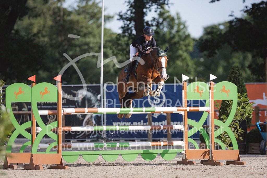 220614_Mühlen_Quali6j-880 | Late Entry Mühlen
Springpferdeprüfung Kl.M* 6j. Qualifikation zum Bundeschampionat
14.06.2022