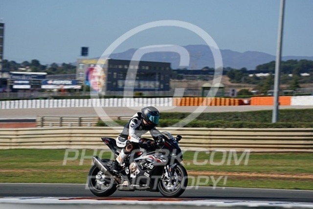 2023_04_05_PBK_31351 | Sportfotografie; SlowMotion; Video; Rennstrecke; Hafeneger; Speer; Racing; RSE; BMW; CBO; Trackday; Motorsportarena; Hockenheimring; Brno; Most; Barcelona; Valencia