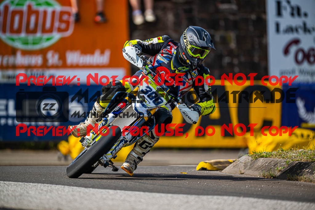 MaZZes_FotoMatrix_220618_1010 | S3