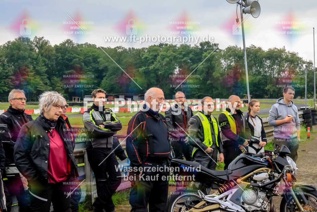 VBK-6145 | Hier findet Ihr Bilder von Touristenfahrten auf der Nürburgring Nordschleife oder von anderen Veranstaltungen die ich besucht habe. Viel Spass beim Durch Schauen 