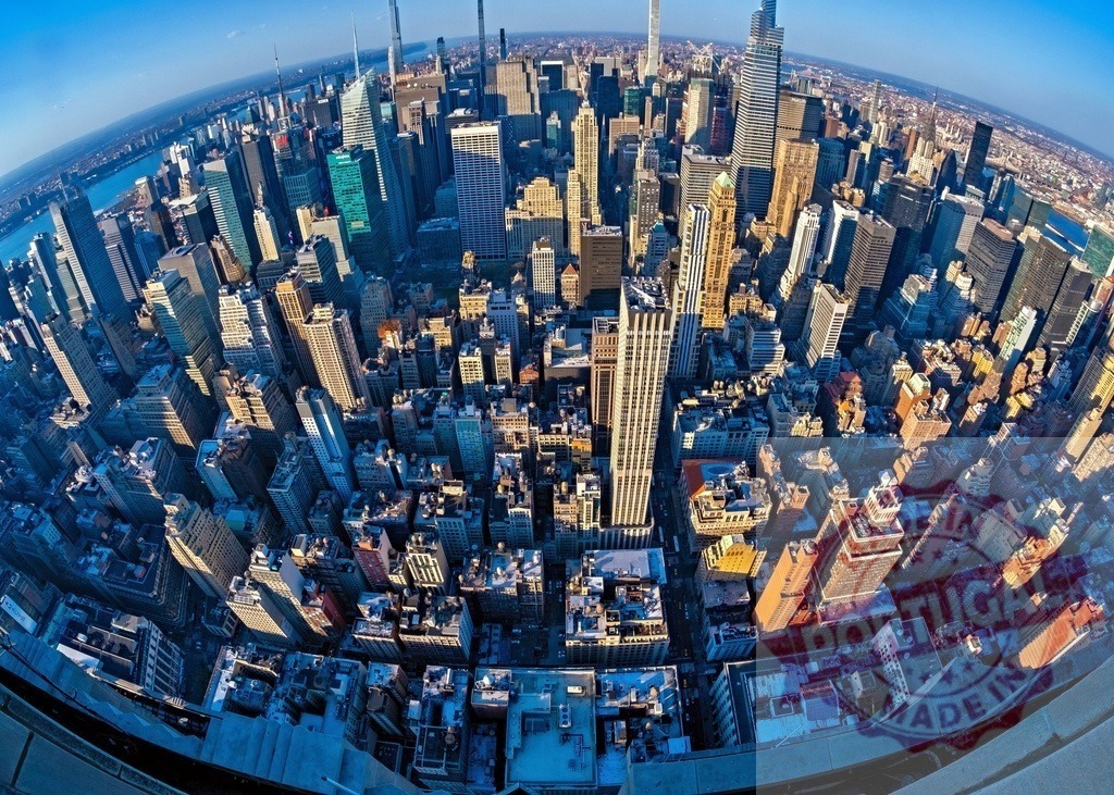 Fisheye view of Manhattan showing skyscrapers and urban landscape in New York City | Aerial fisheye view of Manhattan showing skyscrapers and urban landscape in New York City, USA - Realisiert mit Pictrs.com