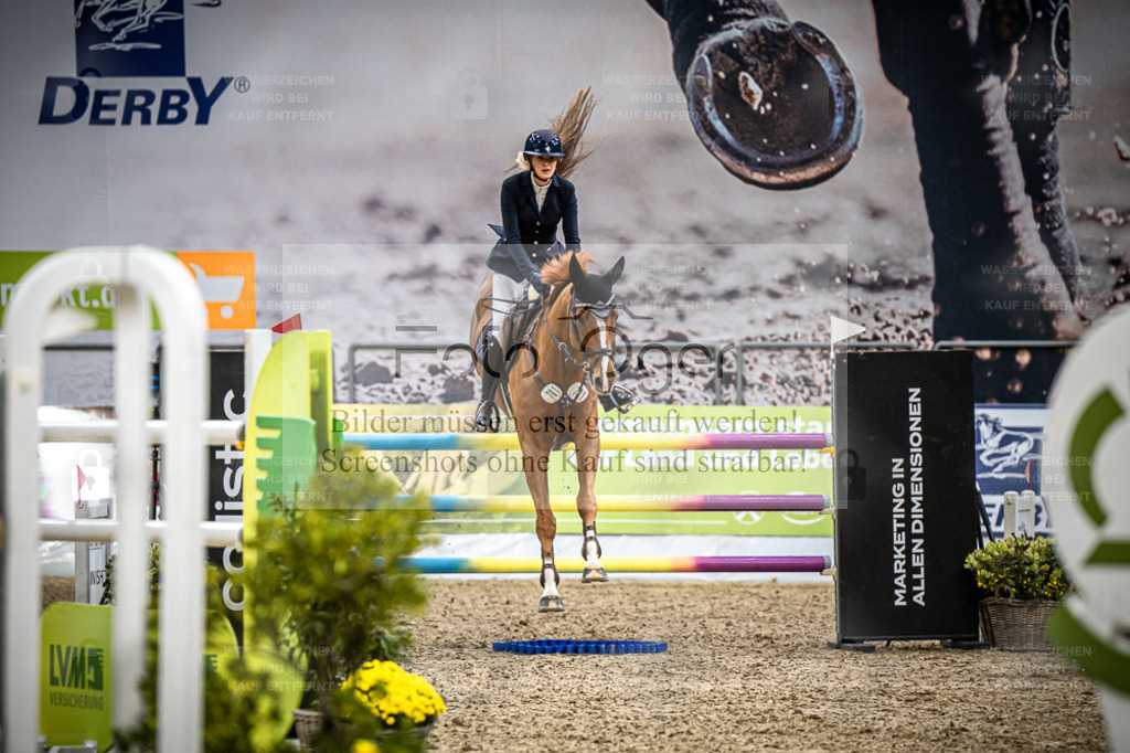 DOS_0757 | Entdecke hochwertige Reitturnierfotos von Foto Oger. Professionell, emotional und authentisch – jetzt Lieblingsmomente im Shop bestellen. - Realisiert mit Pictrs.com