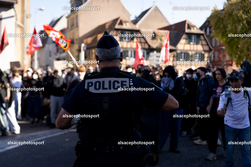 _B7A9608 | manifestation de lycéens à Strasbourg, le 6 octobre 2026, dans le cadre d’un mouvement national de protestation contre les conditions d’apprentissage. - Realisiert mit Pictrs.com