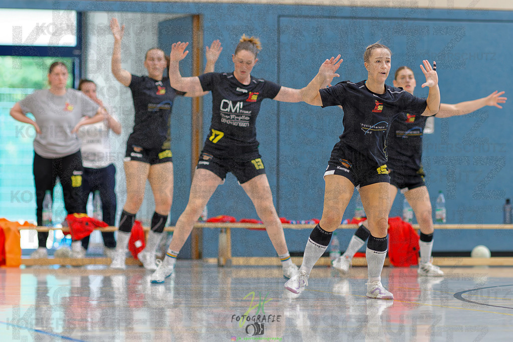 HSG Wettenberg - HSG Lumdatal | Wiederholungs-/Entscheidungsspiel um die Meisterschaft in der Frauen Oberliga Mitte und Aufstieg in die RegionalligaHSG Wettenberg - HSG Lumdatal am 11.05.2025 in Launsbach (Wettenberg) (Halle GS Launsbach (Wettenberg))Photo © 2025 - Jörg Heinrich - Realisiert mit Pictrs.com