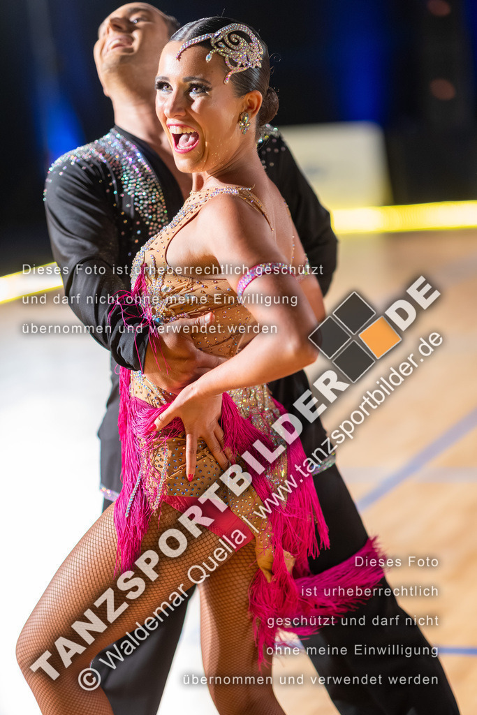 20260321-10581 | Hier finden Sie Tanz Bilder vom Latein und Standard Formationen tanzen. Sportbilder vom Tanzsport. Schöne Fotos und von Weltmeisterschaft, Europameisterschaft, Bundesliga, Regionalliga, Oberliga und Landesliga sowie von GOC Stuttgart, DanceComp, WM Bremen