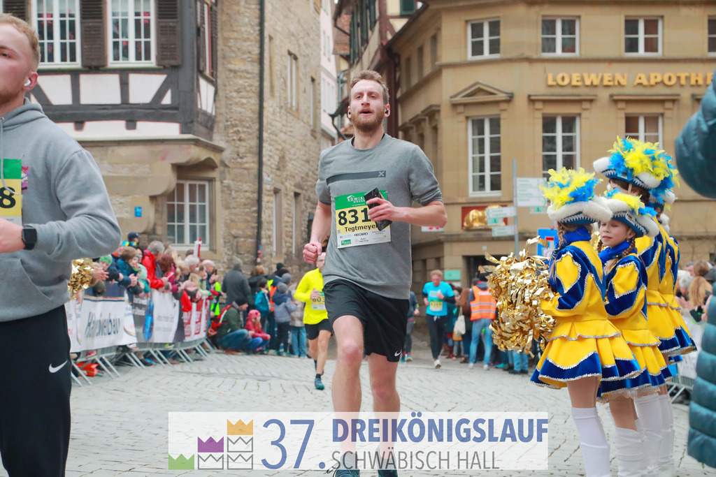 Roewisch Wohnbau Cup 5000m | 3 Koenigslauf 2023 - Realisiert mit Pictrs.com