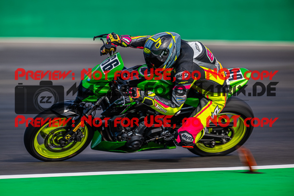 MaZZes_FotoMatrix_220507_94616 | Fotograf Mathias Schmid
Sportfotograf,
Eventfotograf,
Hochzeitsfotograf,
Portraitfotograf