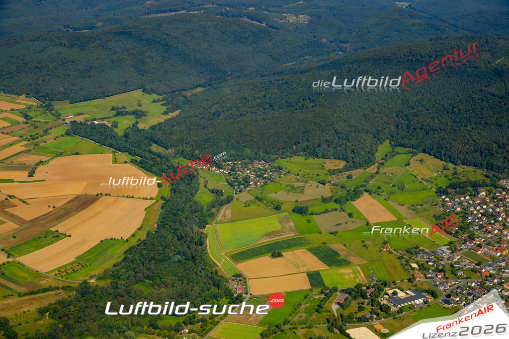 Das Luftbild zeigt :  Mönchberg - Die Luftaufnahme wurde 2024 vom UL-Flugzeug aus erstellt ( keine Drohne ) - Hochauflösende Luftaufnahme - Für grossformatige Ausdrucke geeignet. Die Geschenkidee !Mit Lizenz und Bildrechte bestellbar