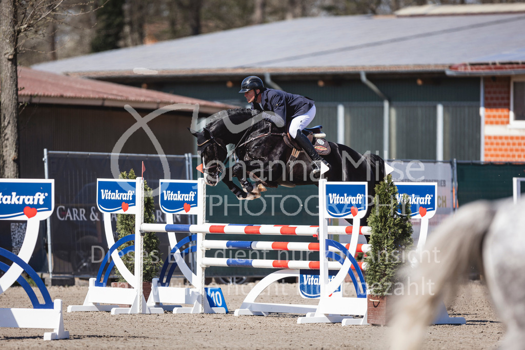 250408_Mühlen_SprPf-L-313 | Deine schönsten Turniermomente als professionelle Fotos! Entdecke hochwertige Pferdesport-Fotografie im Online-Shop. Jetzt Fotos finden & bestellen!