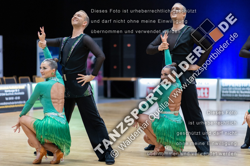 20230114-00165 | Hier finden Sie Tanz Bilder vom Latein und Standard Formationen tanzen. Sportbilder vom Tanzsport. Schöne Fotos und von Weltmeisterschaft, Europameisterschaft, Bundesliga, Regionalliga, Oberliga und Landesliga sowie von GOC Stuttgart, DanceComp, WM Bremen