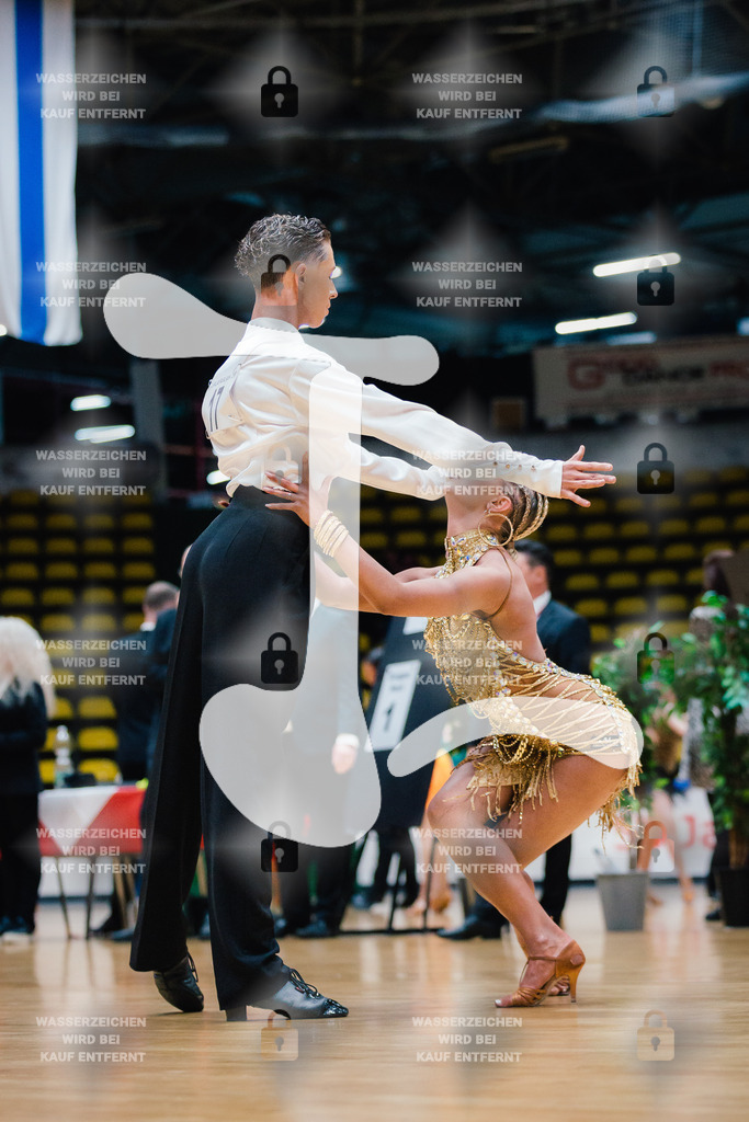 Hessen Tanzt WDSF Open Youth Latin 5th (17) Philipp Bogdanov _ Seraphina Bogdanov (TSZ Diamant Düsseldorf)-2025-05-17-2694 | Webshop for digital downloads and prints of dance sport, event & show photographer Julian Link - Realisiert mit Pictrs.com