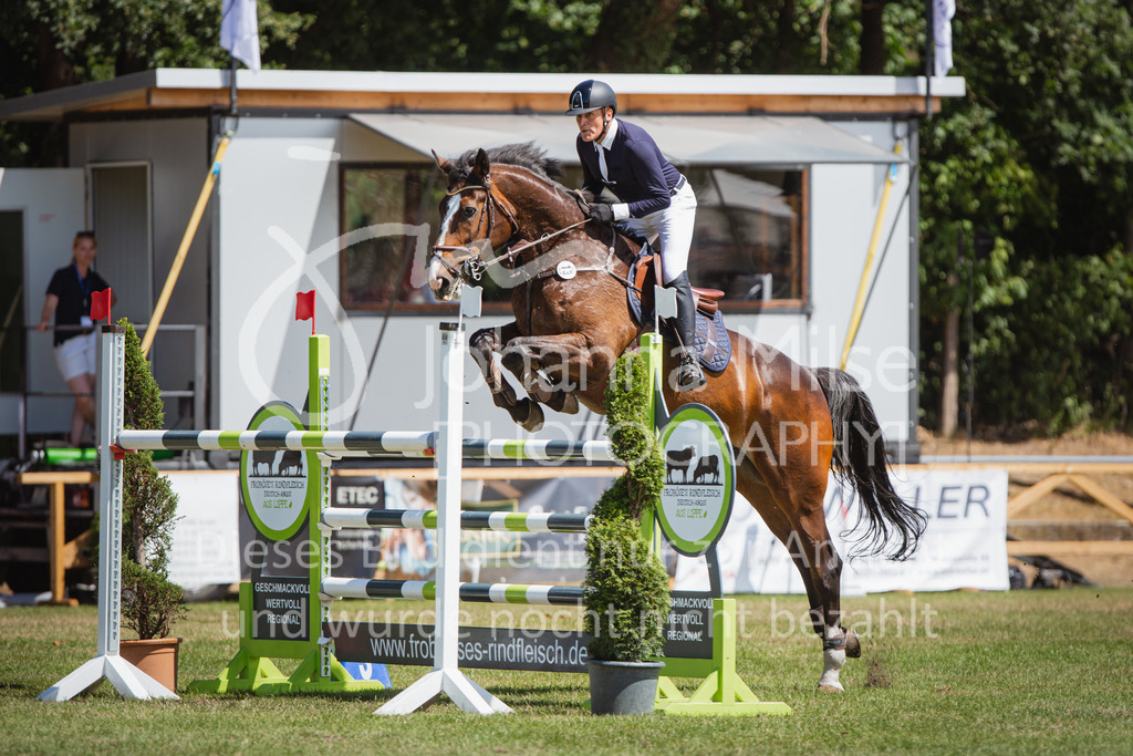 220717_LC_SparkassenTrophy-709 | Deine schönsten Turniermomente als professionelle Fotos! Entdecke hochwertige Pferdesport-Fotografie im Online-Shop. Jetzt Fotos finden & bestellen!