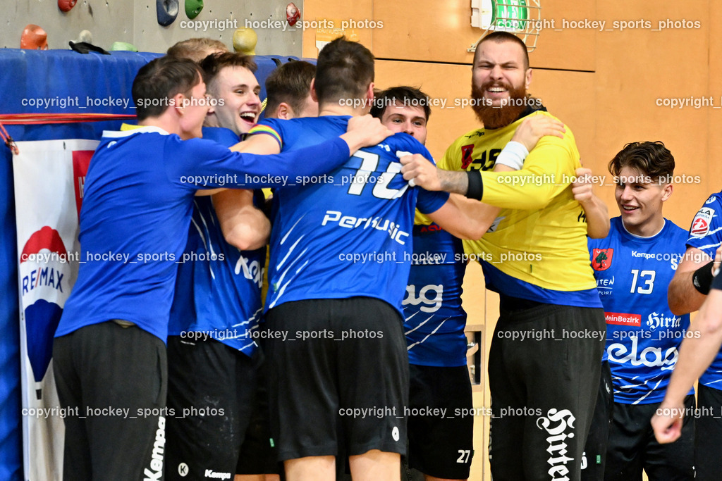 SC Ferlach vs. Schwaz Tirol Handball | #13 Rakipov Smakaj Ali SC Ferlach, Jubel SC Ferlach Mannschaft, SC Ferlach vs. Schwaz Tirol Handball, SC Ferlach vs. Schwaz Tirol Handball am 12.10.2024 in Ferlach (Ballspielhalle Ferlach), Austria, (Photo by Bernd Stefan)