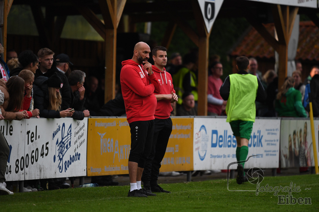 BV Bockhorn-SG FriPe | Relegation zur Kreisliga; BV Bockhorn (blau)-SG FriPe (rot) am 05.06.2025 in Oldenburg/Ofenerdiek (Lagerstraße), Photo: Philip Eiben 2025 - Realisiert mit Pictrs.com