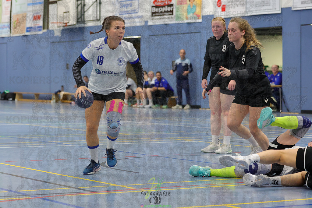 Frauen 2. Bezirksklasse, SG Rechtenbach - HSG Kleenheim/Langgöns III | Frauen 2. Bezirksklasse, SG Rechtenbach - HSG Kleenheim/Langgöns III am 16.11.2024 in Rechtenbach (Sporthalle Rechtenbach)Photo © 2024 - Jörg Heinrich - Realisiert mit Pictrs.com