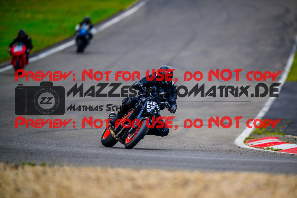 MaZZes_FotoMatrix_240717_6007705_9056 | ROT