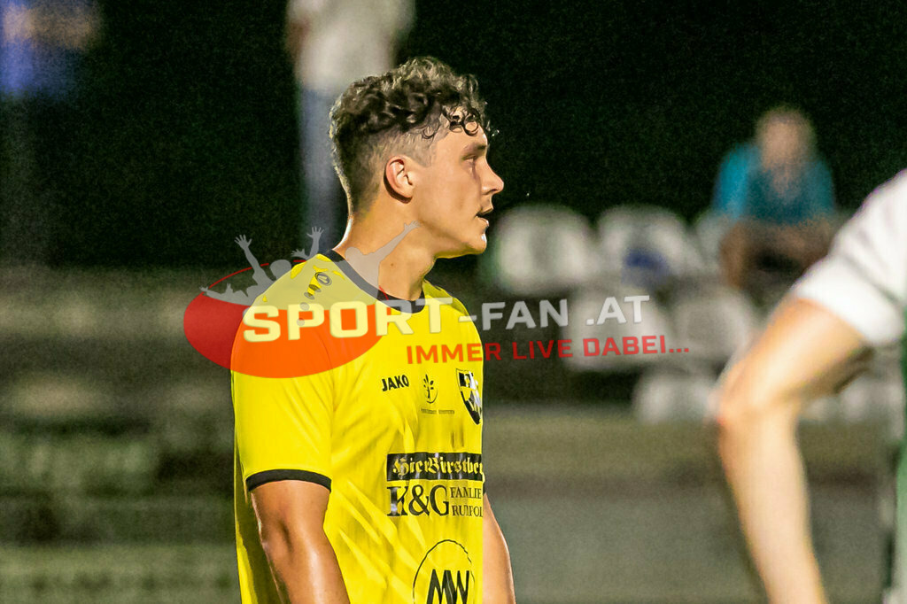 SV Feldkirchen - SC Launsdorf 2-1, Unterliga Ost | Davor Ponjavic (SC Launsdorf #2) SV Feldkirchen - SC Launsdorf 2-1 am 23.08.2023 in Feldkirchen
(Modehaus NIMO Arena), Austria, (Photo by Ernst Krawagner sport-fan.at) - Realisiert mit Pictrs.com