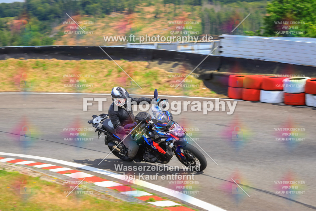_DSK2560 | Hier findet Ihr Bilder von Touristenfahrten auf der Nürburgring Nordschleife oder von anderen Veranstaltungen die ich besucht habe. Viel Spass beim Durch Schauen 