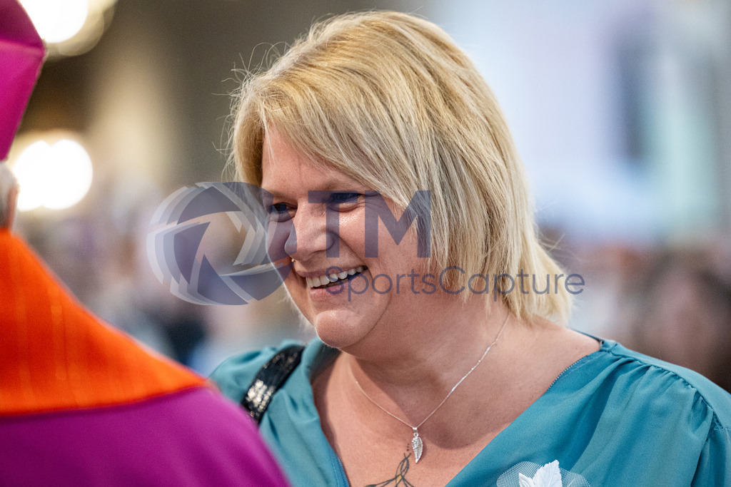 RR5M8426 | Firmung Dom Klagenfurt 8.6.24