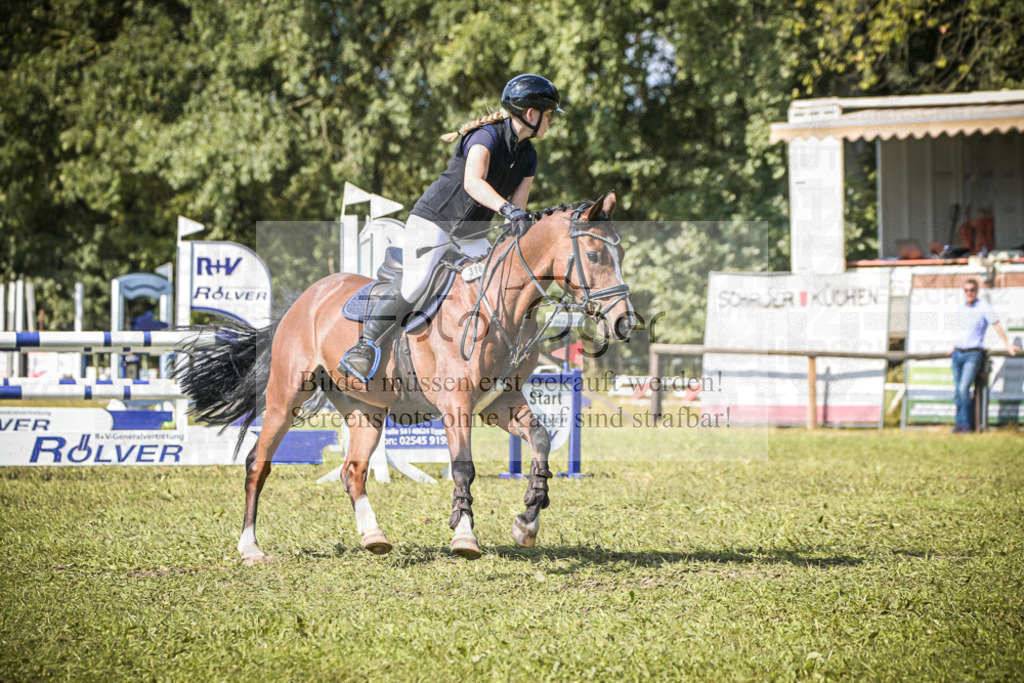 DOS_1475 | Entdecke hochwertige Reitturnierfotos von Foto Oger. Professionell, emotional und authentisch – jetzt Lieblingsmomente im Shop bestellen.Deutschlandweite Turnierfotografie. - Realisiert mit Pictrs.com