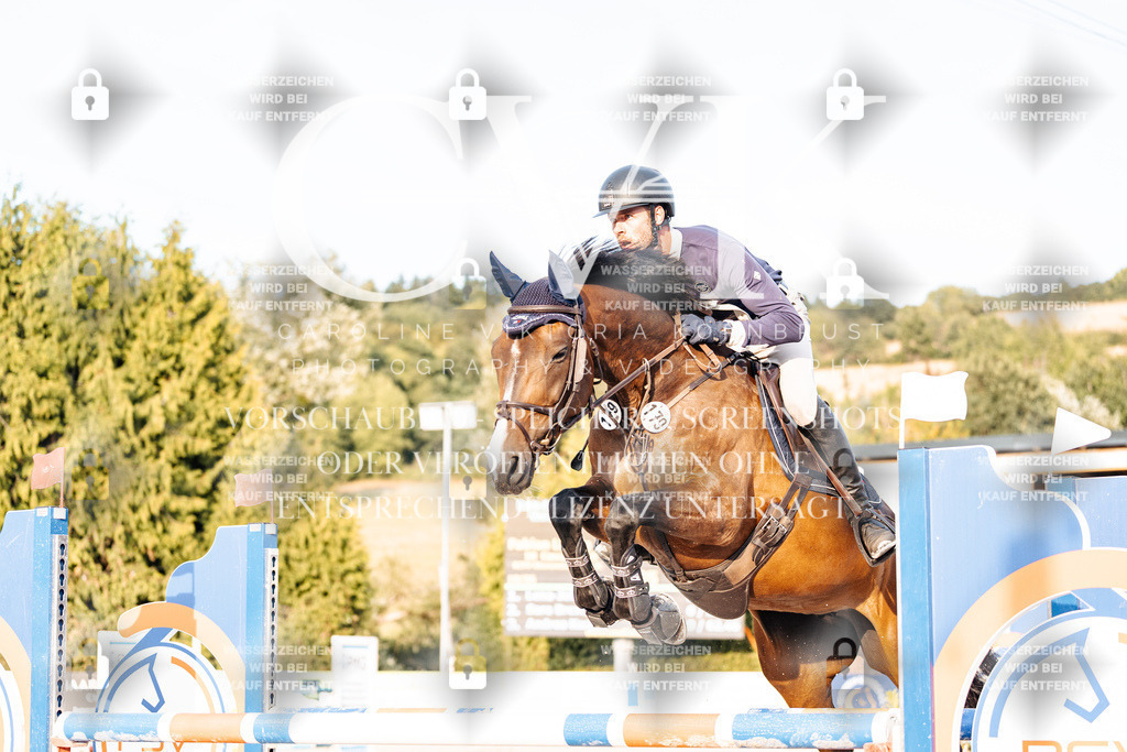 CK903631 | Turnierfotografie Pferdefotografie Trier Rheinland-Pfalz Pferdesport Reitsport Tierfotografie Sportfotografie Pferdevideo Pferdevideografie Equestrianvideography equestrianphotography  - Realisiert mit Pictrs.com