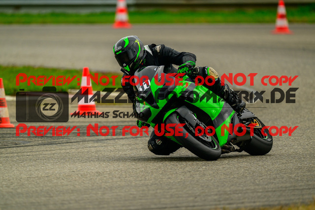 MaZZes_Fotomatrix_20241003_6007705_1273-2 | GELB