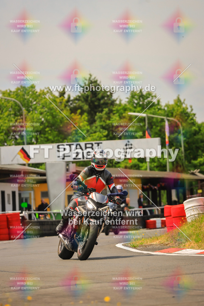 _DSK2622 | Hier findet Ihr Bilder von Touristenfahrten auf der Nürburgring Nordschleife oder von anderen Veranstaltungen die ich besucht habe. Viel Spass beim Durch Schauen 